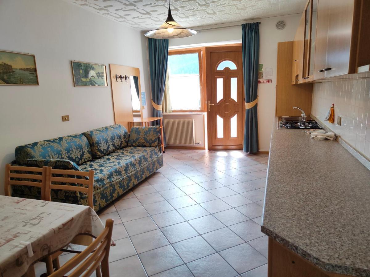Appartamenti La Val 安达洛 外观 照片