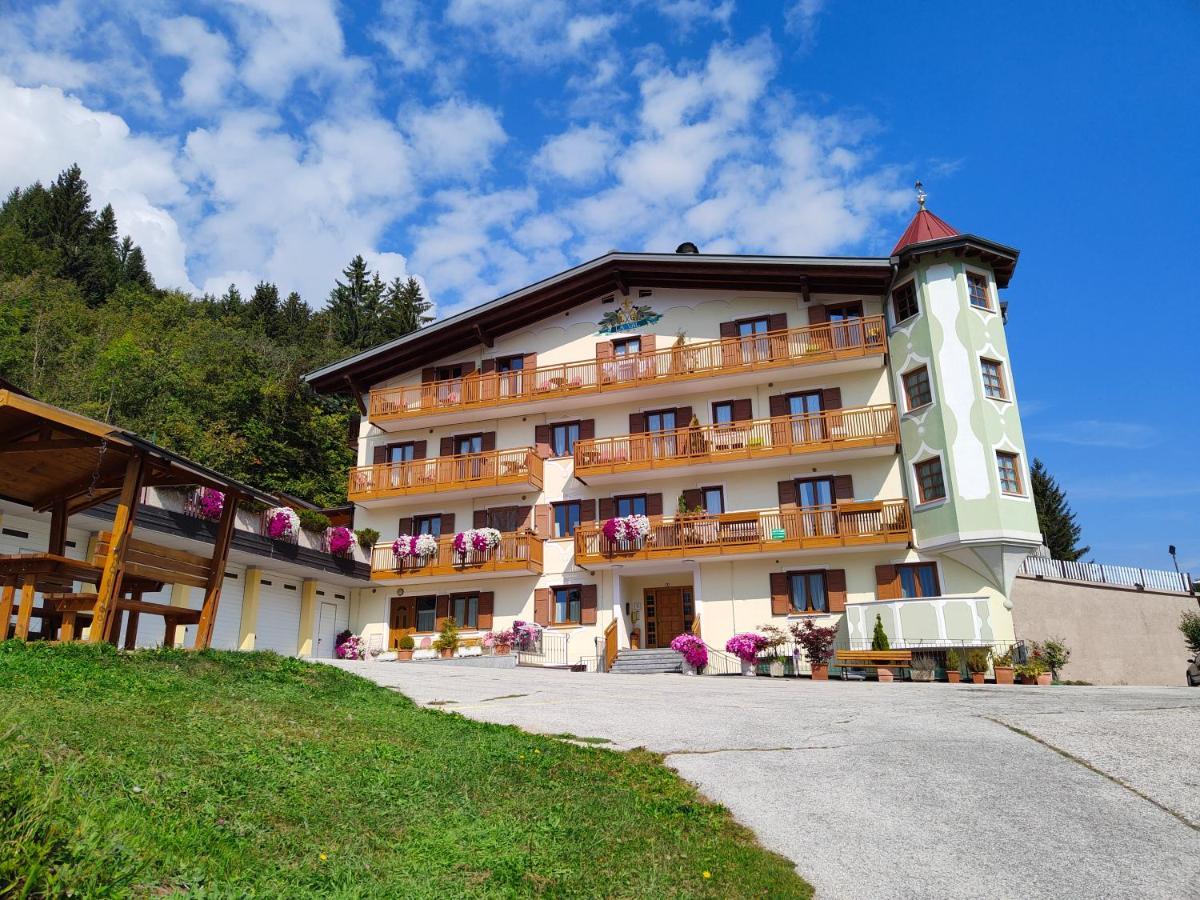 Appartamenti La Val 安达洛 外观 照片