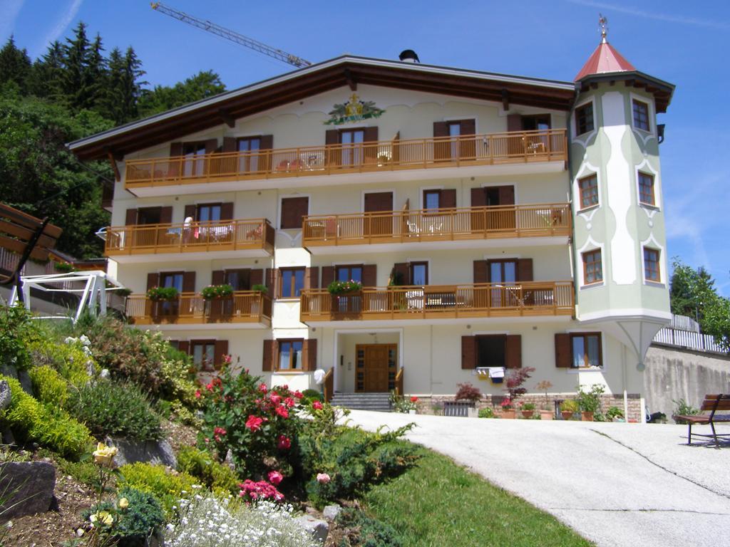 Appartamenti La Val 安达洛 外观 照片