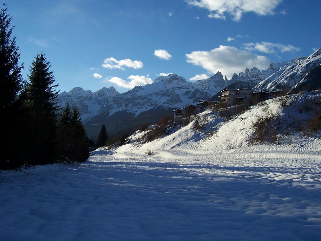 Appartamenti La Val 安达洛 外观 照片