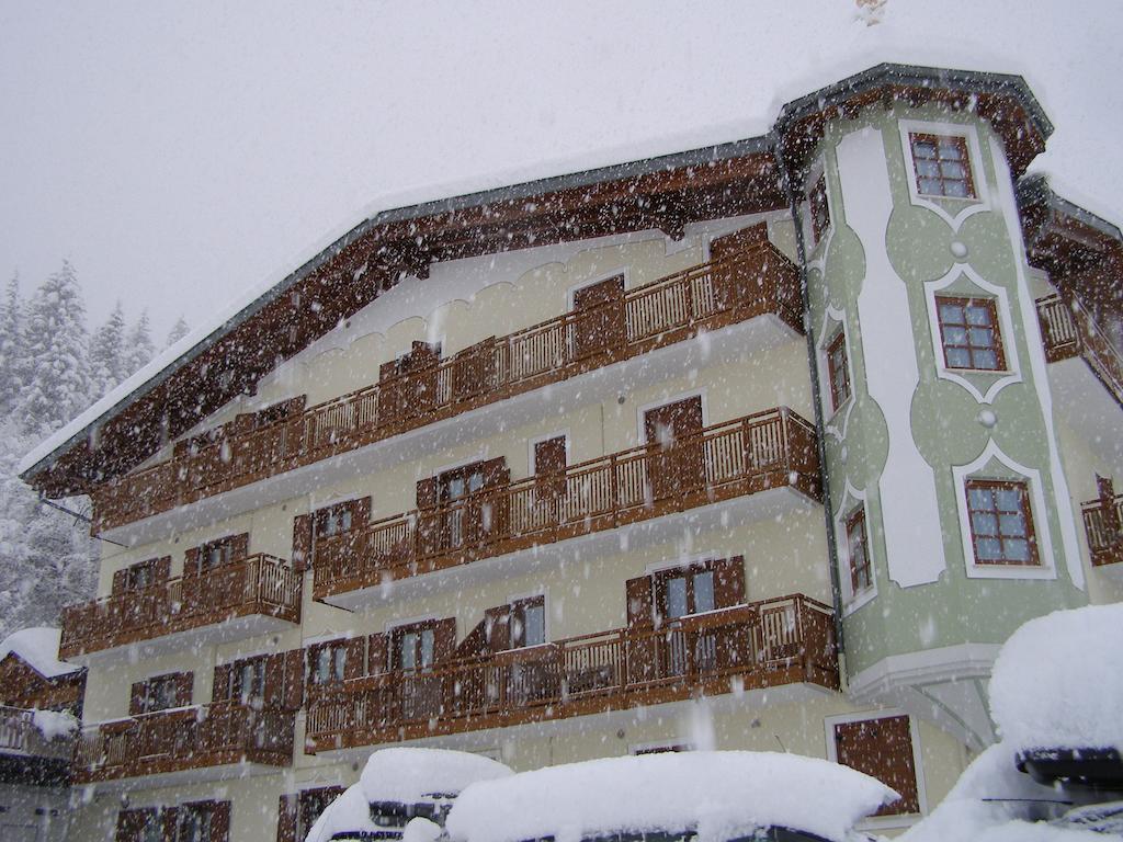 Appartamenti La Val 安达洛 外观 照片